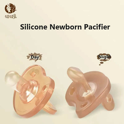 Tétine liquide molle superbe de bébé de mère de journal de silicone de catégorie d'aliment pour bébé et de silicone de tétine de nuit