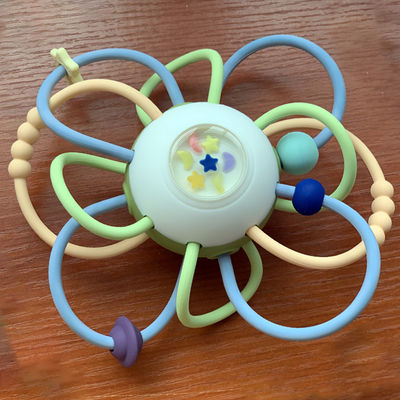 Silicone de qualité alimentaire de la colle dentaire pour enfants broyeur de bâtonnet de bébé Puzzle de silicone jouet de prise de balle